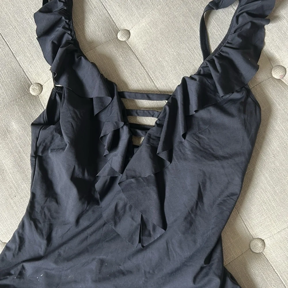 Bleu Rod Beattie Black Ruffle One Piece‎ Swim Size 12